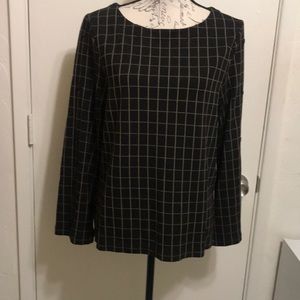 J-Jill PONTE Long Sleeve withe Buttons  Size L/P